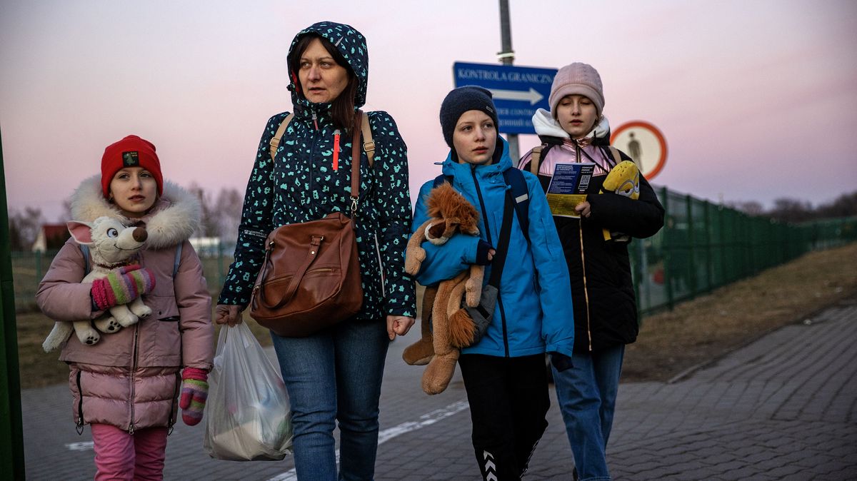 Переселенці з України зможуть продовжити тимчасовий захист у Чехії на один рік